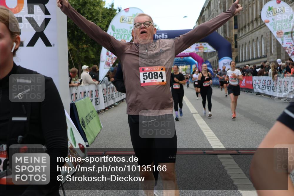 06.09.2026 - CURREX Alsterlauf Strokosch-Dieckow http://msf.ph/oto/10135166 06.09.2026 10:09:18 Ziel 2466, 2919, 3241, 3332, 3573, 4222, 5084, 5113, 5126, 5171, 5758, 5794, 5913, 6263, 8076, 8294 meine-sportfotos.de