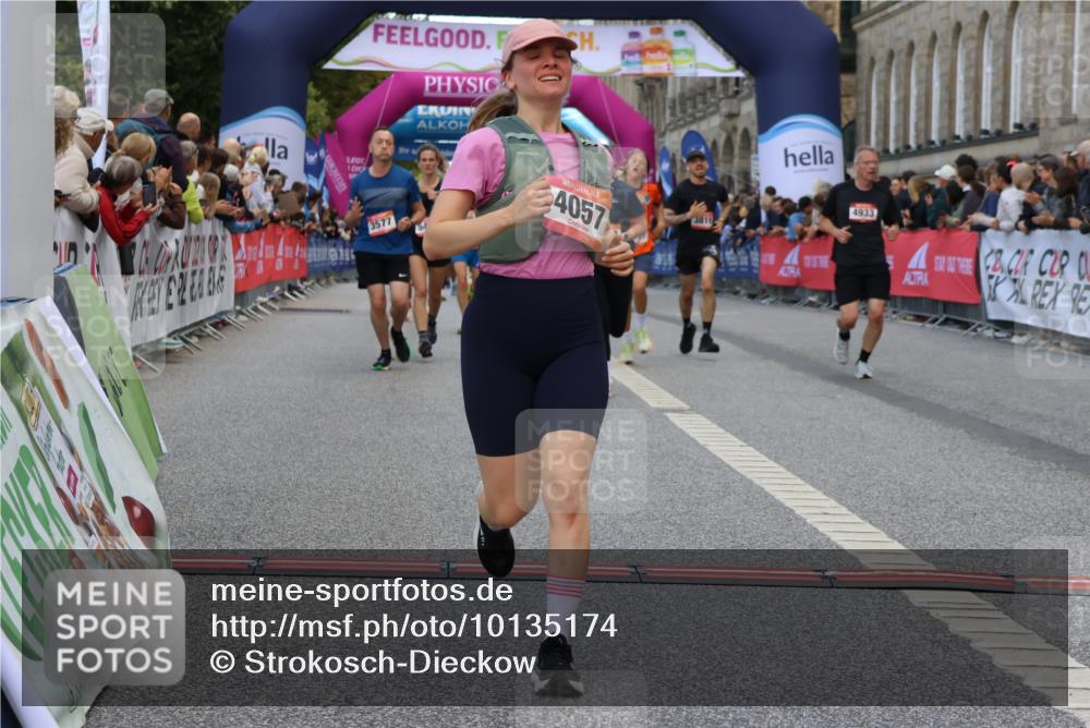 06.09.2026 - CURREX Alsterlauf Strokosch-Dieckow http://msf.ph/oto/10135174 06.09.2026 09:56:24 Ziel 2085, 2188, 2341, 3577, 4057, 4715, 4933, 5332, 5473, 5586, 5682, 5807, 5841, 6416, 6441, 8131, 8134 meine-sportfotos.de