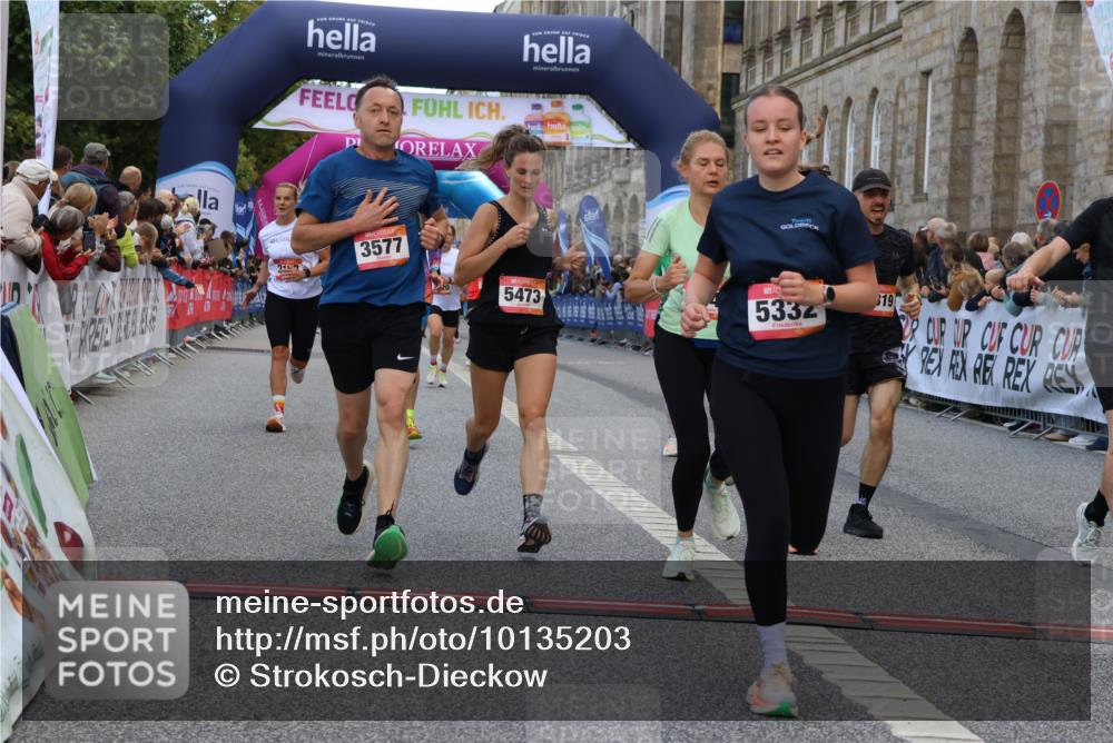 06.09.2026 - CURREX Alsterlauf Strokosch-Dieckow http://msf.ph/oto/10135203 06.09.2026 09:56:27 Ziel 2188, 2341, 2620, 3577, 4057, 4933, 5332, 5473, 5586, 5807, 5841, 8131, 8134 meine-sportfotos.de