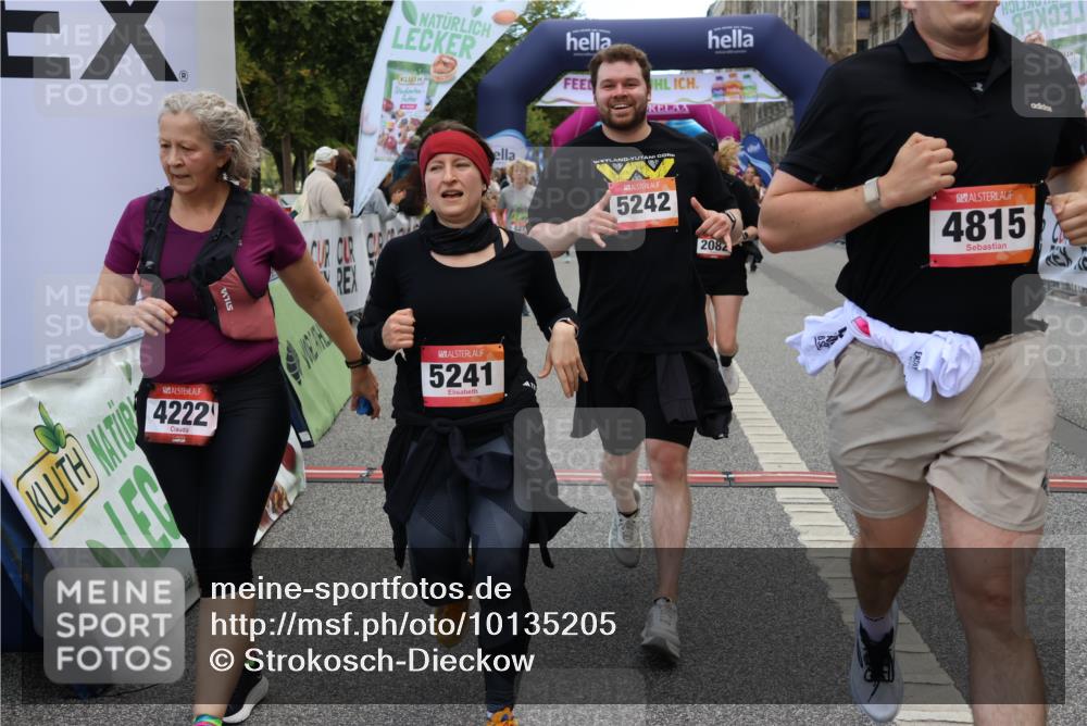 06.09.2026 - CURREX Alsterlauf Strokosch-Dieckow http://msf.ph/oto/10135205 06.09.2026 10:09:26 Ziel 2082, 2201, 2466, 2707, 2919, 3332, 3573, 4222, 4280, 4815, 5126, 5241, 6070, 8271, 8294 meine-sportfotos.de