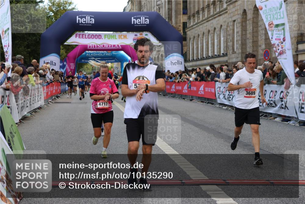 06.09.2026 - CURREX Alsterlauf Strokosch-Dieckow http://msf.ph/oto/10135290 06.09.2026 09:56:53 Ziel 2236, 2927, 3123, 3609, 3638, 3689, 4126, 4422, 4717, 5312, 5313, 5543, 5719, 5973, 6159 meine-sportfotos.de