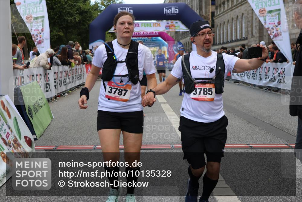 06.09.2026 - CURREX Alsterlauf Strokosch-Dieckow http://msf.ph/oto/10135328 06.09.2026 10:09:42 Ziel 2064, 2078, 2622, 2742, 3785, 3787, 4138, 4713, 5199, 5259, 5260, 5851, 6278 meine-sportfotos.de