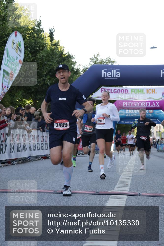 06.09.2026 - CURREX Alsterlauf Yannick Fuchs http://msf.ph/oto/10135330 06.09.2026 09:43:24 Ziel 3366, 3489, 4016, 4089, 4397, 4443, 4505, 4988, 5649, 5919, 6104, 6192, 6267, 6326, 8164 meine-sportfotos.de