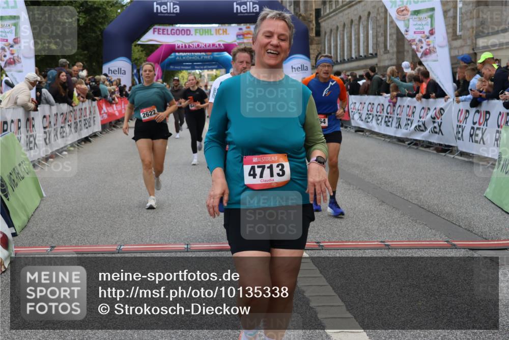 06.09.2026 - CURREX Alsterlauf Strokosch-Dieckow http://msf.ph/oto/10135338 06.09.2026 10:09:45 Ziel 2064, 2078, 2622, 3785, 3787, 4713, 4784, 5199, 5357, 5835, 5836, 5851, 6466 meine-sportfotos.de