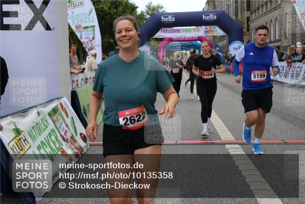06.09.2026 - CURREX Alsterlauf Strokosch-Dieckow http://msf.ph/oto/10135358 06.09.2026 10:09:48 Ziel 2064, 2078, 2622, 4713, 4784, 5199, 5357, 5835, 5836, 5851, 6410, 6466 meine-sportfotos.de