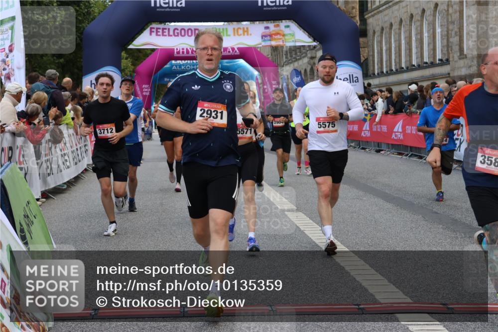 06.09.2026 - CURREX Alsterlauf Strokosch-Dieckow http://msf.ph/oto/10135359 06.09.2026 09:57:00 Ziel 2165, 2931, 3050, 3519, 3520, 3587, 3609, 3689, 3690, 3712, 3795, 4014, 4126, 4717, 4740, 5571, 5575, 5719, 5939, 6055, 6115, 8200 meine-sportfotos.de