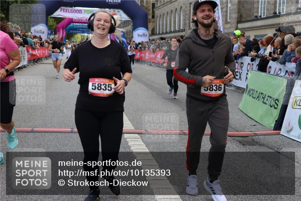 06.09.2026 - CURREX Alsterlauf Strokosch-Dieckow http://msf.ph/oto/10135393 06.09.2026 10:09:51 Ziel 2064, 2622, 3326, 4784, 5199, 5357, 5835, 5836, 5851, 6410, 6466 meine-sportfotos.de