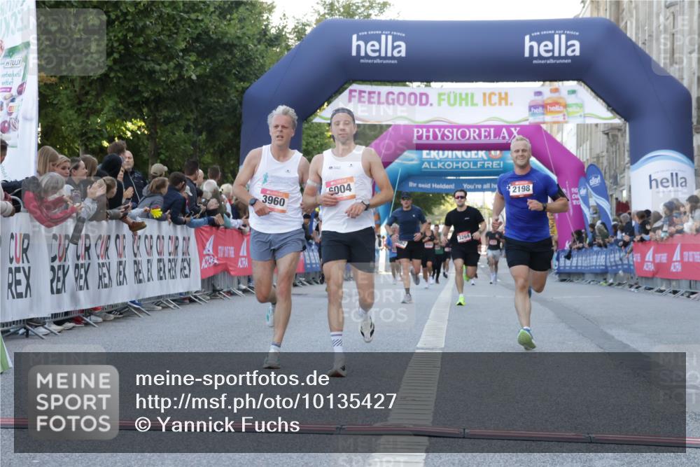 06.09.2026 - CURREX Alsterlauf Yannick Fuchs http://msf.ph/oto/10135427 06.09.2026 09:43:53 Ziel 2198, 2398, 2760, 3269, 3646, 3960, 4910, 5348, 5680, 5873, 5874, 6004 meine-sportfotos.de