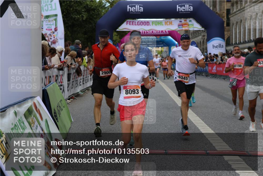 06.09.2026 - CURREX Alsterlauf Strokosch-Dieckow http://msf.ph/oto/10135503 06.09.2026 09:57:20 Ziel 2311, 2316, 2557, 2900, 3349, 3505, 3622, 3673, 3978, 5345, 5398, 6071, 6119, 6279, 6394, 6396, 8093, 8198 meine-sportfotos.de