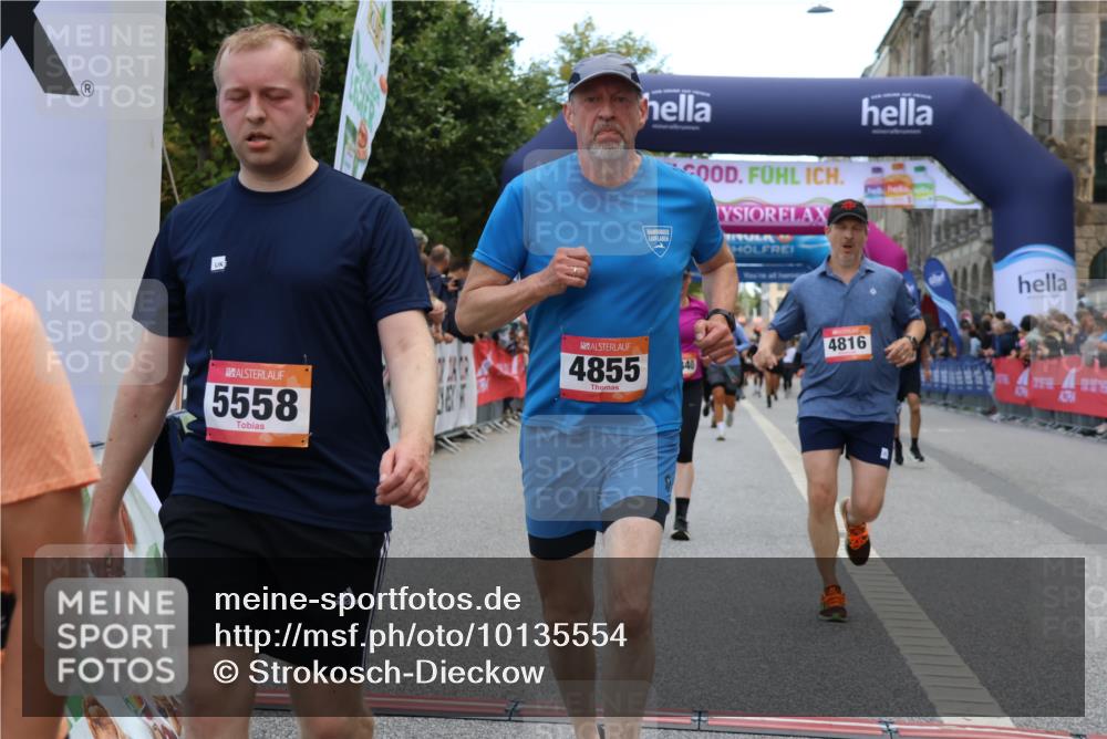 06.09.2026 - CURREX Alsterlauf Strokosch-Dieckow http://msf.ph/oto/10135554 06.09.2026 10:10:22 Ziel 2747, 4166, 4402, 4775, 4816, 4855, 4984, 5008, 5558, 6165, 6349, 8034 meine-sportfotos.de