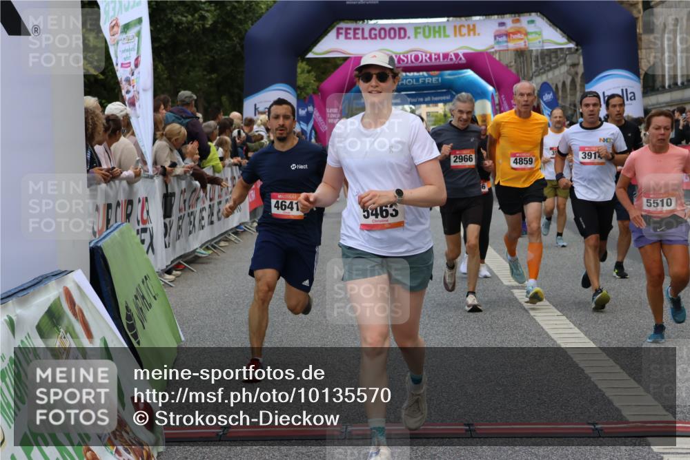 06.09.2026 - CURREX Alsterlauf Strokosch-Dieckow http://msf.ph/oto/10135570 06.09.2026 09:57:28 Ziel 2316, 2806, 2966, 3160, 3236, 3559, 3881, 3914, 3978, 4641, 4859, 5463, 5510, 5978, 6119, 6279, 8029, 8198, 8281 meine-sportfotos.de