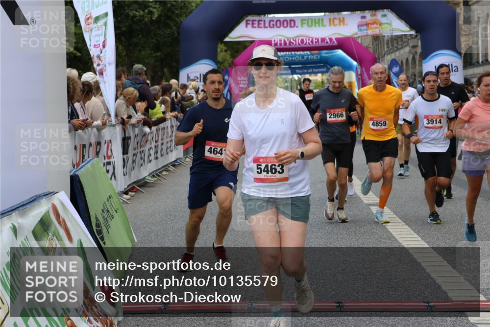 06.09.2026 - CURREX Alsterlauf Strokosch-Dieckow http://msf.ph/oto/10135579 06.09.2026 09:57:28 Ziel 2316, 2806, 2966, 3160, 3236, 3559, 3881, 3914, 3978, 4641, 4859, 5463, 5510, 5978, 6119, 6279, 8029, 8198, 8281 meine-sportfotos.de