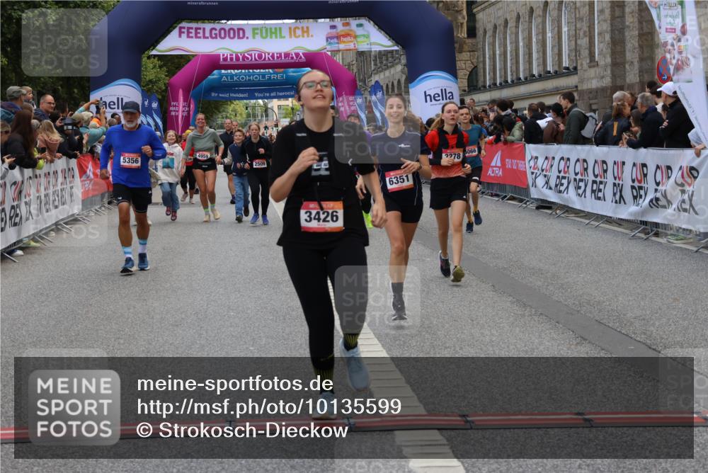 06.09.2026 - CURREX Alsterlauf Strokosch-Dieckow http://msf.ph/oto/10135599 06.09.2026 10:10:35 Ziel 2509, 2670, 2674, 3077, 3127, 3278, 3426, 4066, 4144, 4239, 4694, 5356, 6220, 6351 meine-sportfotos.de