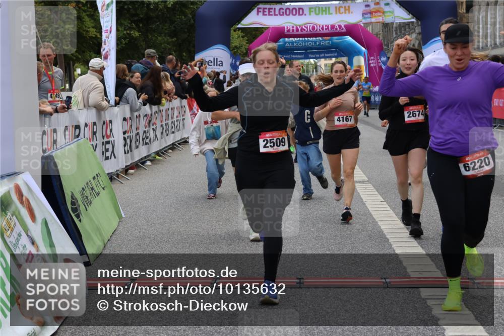 06.09.2026 - CURREX Alsterlauf Strokosch-Dieckow http://msf.ph/oto/10135632 06.09.2026 10:10:40 Ziel 2509, 2589, 2670, 2674, 3077, 3127, 3278, 3345, 3426, 3649, 3930, 4066, 4077, 4167, 4211, 4238, 4697, 4959, 5356, 6220, 6351 meine-sportfotos.de