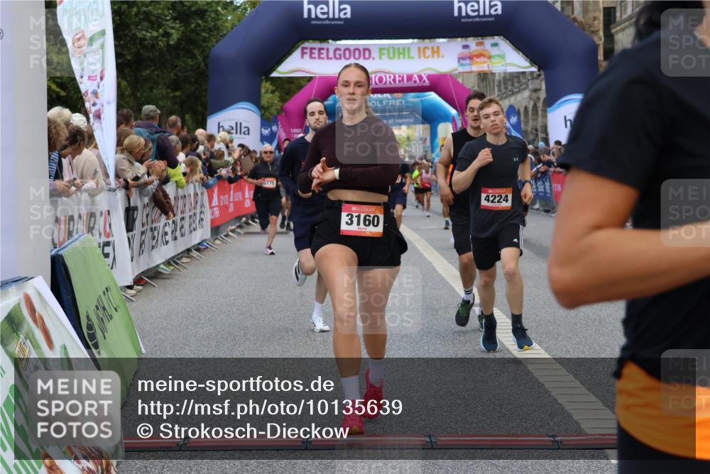 06.09.2026 - CURREX Alsterlauf Strokosch-Dieckow http://msf.ph/oto/10135639 06.09.2026 09:57:33 Ziel 2806, 2966, 3160, 3236, 3559, 3881, 3914, 4213, 4224, 4641, 4682, 4859, 5107, 5215, 5463, 5510, 5775, 5978, 6020, 6042, 6365, 8029, 8281 meine-sportfotos.de