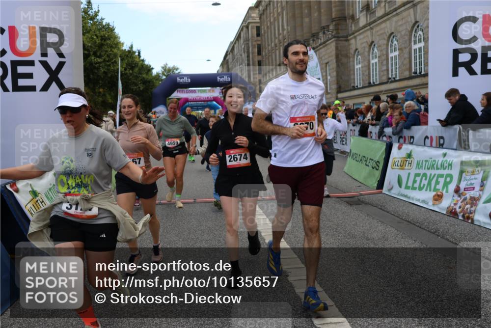 06.09.2026 - CURREX Alsterlauf Strokosch-Dieckow http://msf.ph/oto/10135657 06.09.2026 10:10:42 Ziel 2058, 2509, 2589, 2670, 2674, 3127, 3278, 3345, 3649, 3930, 4066, 4077, 4167, 4211, 4238, 4697, 4959, 5356, 6220, 6351 meine-sportfotos.de