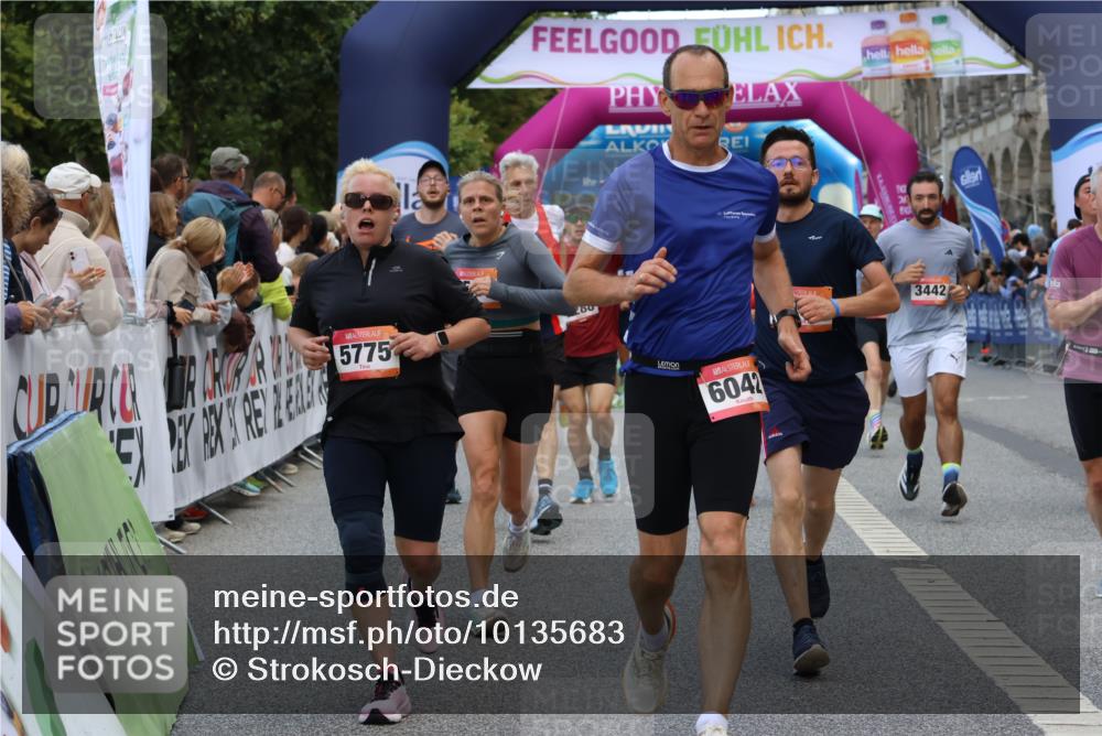 06.09.2026 - CURREX Alsterlauf Strokosch-Dieckow http://msf.ph/oto/10135683 06.09.2026 09:57:38 Ziel 2237, 2242, 2288, 2538, 2806, 3097, 3160, 3236, 3442, 3514, 3559, 4213, 4224, 4334, 4682, 4691, 5107, 5215, 5775, 6020, 6042, 6078, 6318, 6365, 8029, 8231 meine-sportfotos.de