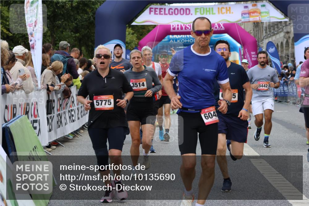 06.09.2026 - CURREX Alsterlauf Strokosch-Dieckow http://msf.ph/oto/10135690 06.09.2026 09:57:38 Ziel 2237, 2242, 2288, 2538, 2806, 3097, 3160, 3236, 3442, 3514, 3559, 4213, 4224, 4334, 4682, 4691, 5107, 5215, 5775, 6020, 6042, 6078, 6318, 6365, 8029, 8231 meine-sportfotos.de