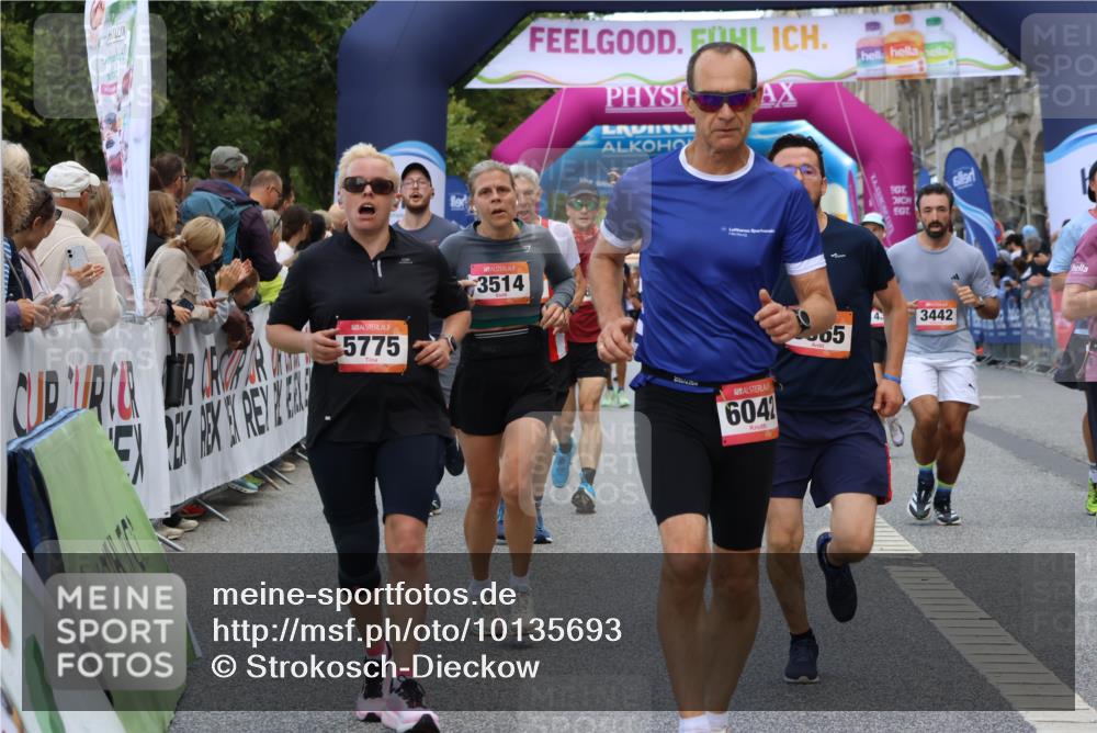 06.09.2026 - CURREX Alsterlauf Strokosch-Dieckow http://msf.ph/oto/10135693 06.09.2026 09:57:38 Ziel 2237, 2242, 2288, 2538, 2806, 3097, 3160, 3236, 3442, 3514, 3559, 4213, 4224, 4334, 4682, 4691, 5107, 5215, 5775, 6020, 6042, 6078, 6318, 6365, 8029, 8231 meine-sportfotos.de