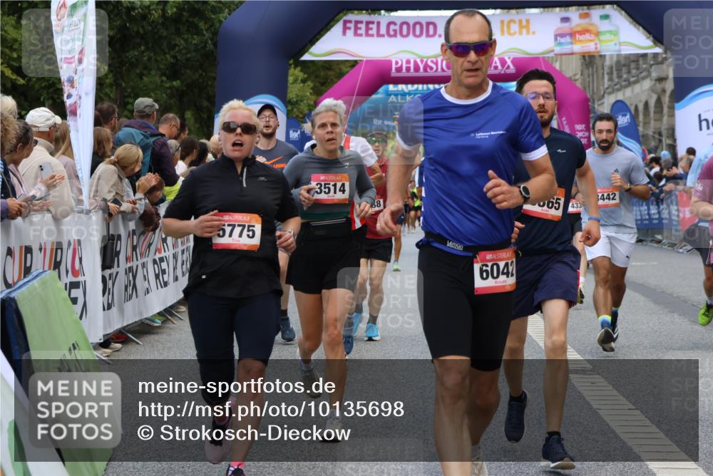 06.09.2026 - CURREX Alsterlauf Strokosch-Dieckow http://msf.ph/oto/10135698 06.09.2026 09:57:38 Ziel 2237, 2242, 2288, 2538, 2806, 3097, 3160, 3236, 3442, 3514, 3559, 4213, 4224, 4334, 4682, 4691, 5107, 5215, 5775, 6020, 6042, 6078, 6318, 6365, 8029, 8231 meine-sportfotos.de