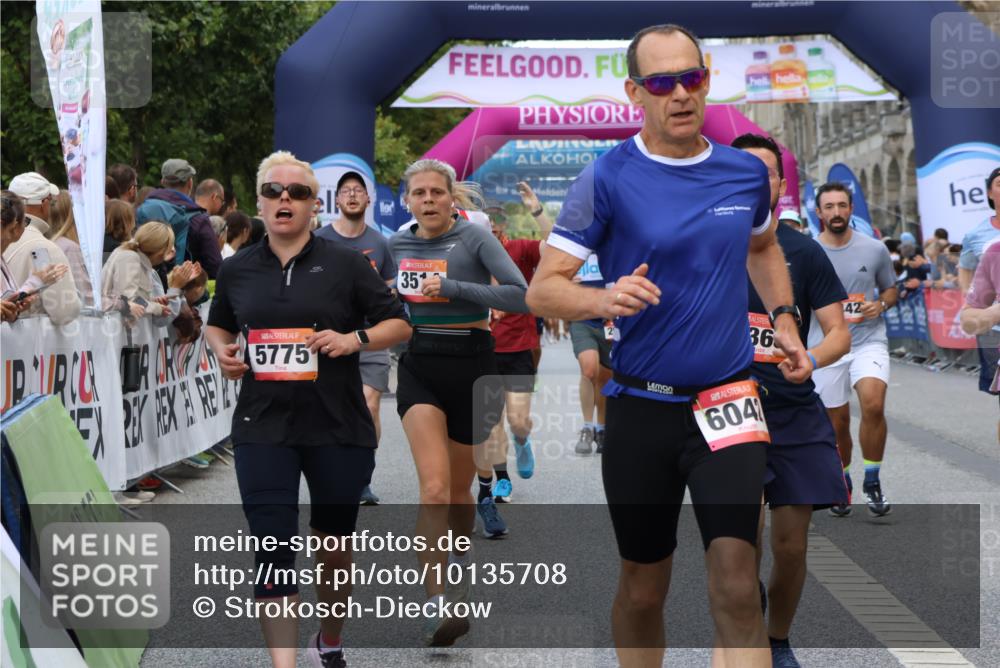 06.09.2026 - CURREX Alsterlauf Strokosch-Dieckow http://msf.ph/oto/10135708 06.09.2026 09:57:38 Ziel 2237, 2242, 2288, 2538, 2806, 3097, 3160, 3236, 3442, 3514, 3559, 4213, 4224, 4334, 4682, 4691, 5107, 5215, 5775, 6020, 6042, 6078, 6318, 6365, 8029, 8231 meine-sportfotos.de