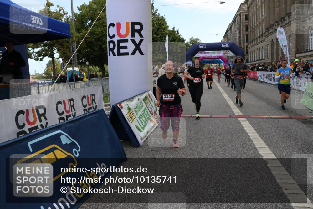 06.09.2026 - CURREX Alsterlauf Strokosch-Dieckow http://msf.ph/oto/10135741 06.09.2026 10:10:51 Ziel 2058, 2226, 2365, 2427, 2589, 2616, 2734, 3345, 3348, 3840, 3995, 4077, 4211, 4238, 4697, 5141, 5142, 6088, 6434 meine-sportfotos.de