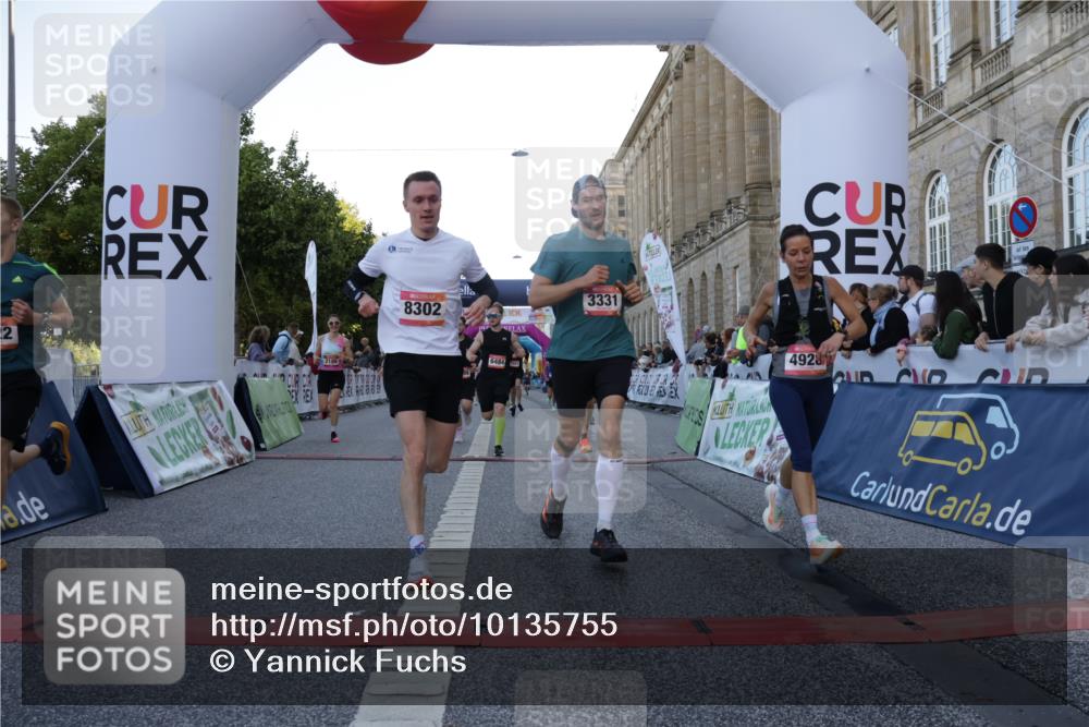 06.09.2026 - CURREX Alsterlauf Yannick Fuchs http://msf.ph/oto/10135755 06.09.2026 09:44:19 Ziel 2186, 2699, 3010, 3331, 3355, 3564, 3717, 4838, 4928, 5443, 5530, 5626, 5710, 5722, 5974, 6484, 6485, 6486, 8127, 8302 meine-sportfotos.de