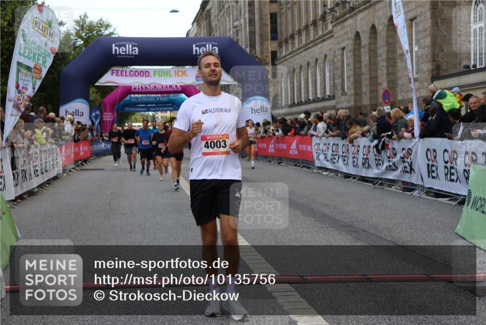 06.09.2026 - CURREX Alsterlauf Strokosch-Dieckow http://msf.ph/oto/10135756 06.09.2026 09:57:55 Ziel 2672, 2932, 2965, 3075, 3403, 4003, 4950, 5111, 5790, 5916, 6108, 6239 meine-sportfotos.de