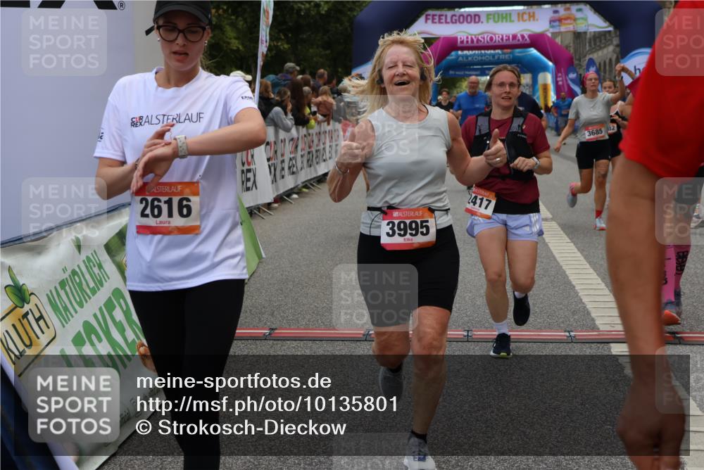06.09.2026 - CURREX Alsterlauf Strokosch-Dieckow http://msf.ph/oto/10135801 06.09.2026 10:10:58 Ziel 2226, 2312, 2365, 2417, 2427, 2552, 2566, 2616, 2732, 2982, 3685, 3687, 3840, 3988, 3995, 5141, 5142, 5555, 5898, 6088, 6434, 8292 meine-sportfotos.de