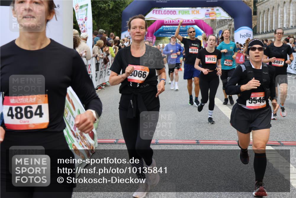 06.09.2026 - CURREX Alsterlauf Strokosch-Dieckow http://msf.ph/oto/10135841 06.09.2026 09:58:07 Ziel 2875, 3075, 3307, 3369, 3394, 3497, 3553, 3580, 3743, 3744, 3841, 3872, 3923, 4034, 4327, 4864, 5470, 5518, 5548, 5707, 6153, 6227, 6343, 8066, 8152, 8163, 8229, 8311 meine-sportfotos.de