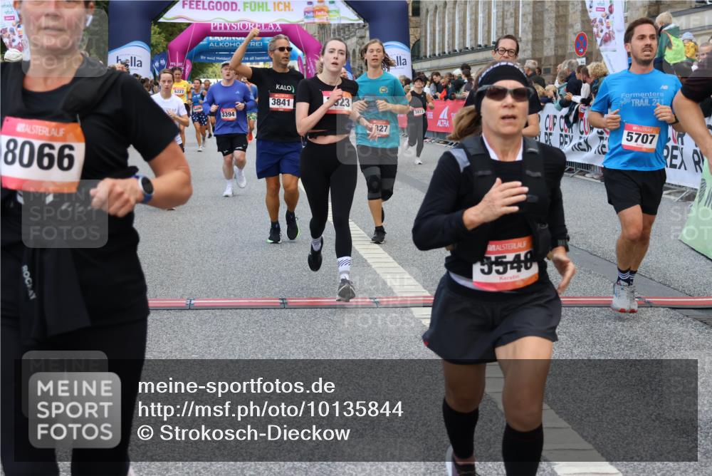 06.09.2026 - CURREX Alsterlauf Strokosch-Dieckow http://msf.ph/oto/10135844 06.09.2026 09:58:08 Ziel 2875, 3307, 3369, 3394, 3497, 3553, 3580, 3743, 3744, 3841, 3872, 3923, 4034, 4327, 4864, 5470, 5518, 5548, 5707, 6153, 6227, 6343, 8066, 8152, 8163, 8229, 8311 meine-sportfotos.de