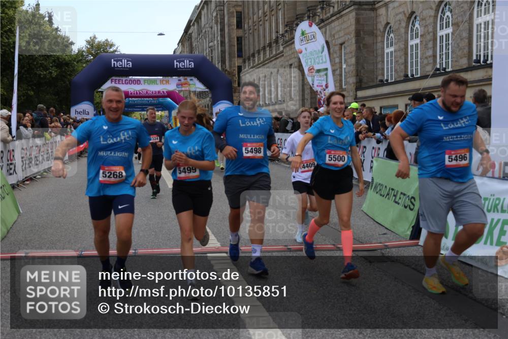 06.09.2026 - CURREX Alsterlauf Strokosch-Dieckow http://msf.ph/oto/10135851 06.09.2026 10:11:10 Ziel 2324, 2889, 2890, 3171, 4409, 5268, 5327, 5351, 5392, 5393, 5496, 5498, 5499, 5500, 5818, 5826, 5888, 8292 meine-sportfotos.de