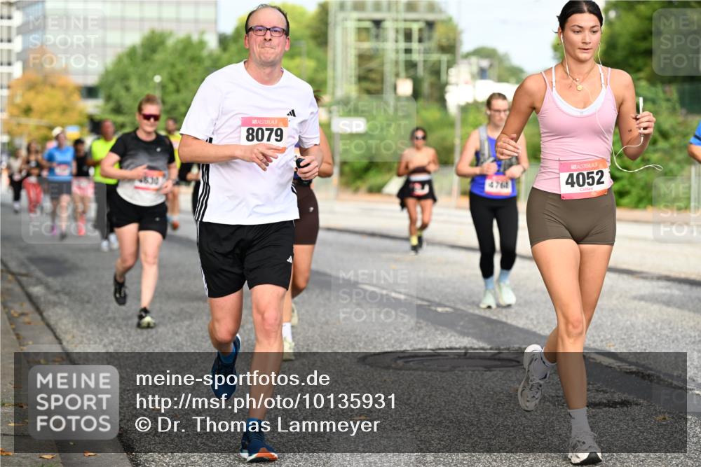 06.09.2026 - CURREX Alsterlauf Dr. Thomas Lammeyer http://msf.ph/oto/10135931 06.09.2026 10:00:43 Laufen 8079, 4768, 4052 meine-sportfotos.de