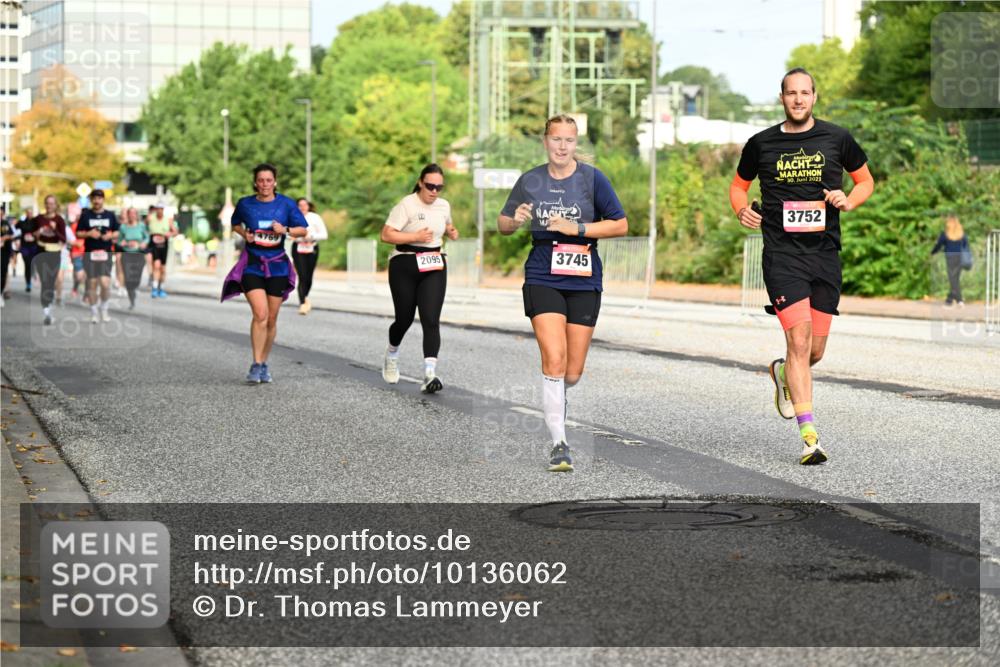 06.09.2026 - CURREX Alsterlauf Dr. Thomas Lammeyer http://msf.ph/oto/10136062 06.09.2026 10:00:55 Laufen 2095, 3745, 30, 2023, 3752 meine-sportfotos.de