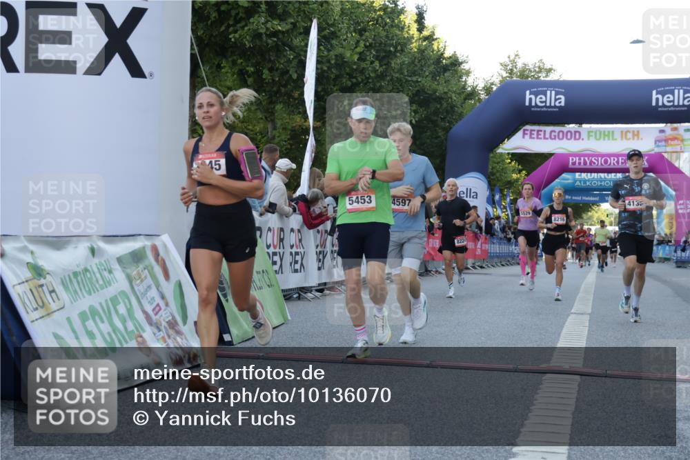 06.09.2026 - CURREX Alsterlauf Yannick Fuchs http://msf.ph/oto/10136070 06.09.2026 09:44:34 Ziel 2894, 3503, 3545, 4133, 4187, 4203, 4597, 4669, 5271, 5453, 5529, 5864, 6047, 6366, 8097, 8216, 8224 meine-sportfotos.de