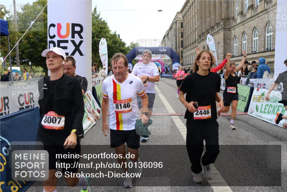 06.09.2026 - CURREX Alsterlauf Strokosch-Dieckow http://msf.ph/oto/10136096 06.09.2026 10:11:34 Ziel 2014, 2352, 2356, 2446, 3284, 3285, 3360, 3373, 3652, 3922, 4188, 4189, 5226, 5279, 5451, 5458, 5922, 5923, 6491, 8004, 8007, 8145, 8146 meine-sportfotos.de