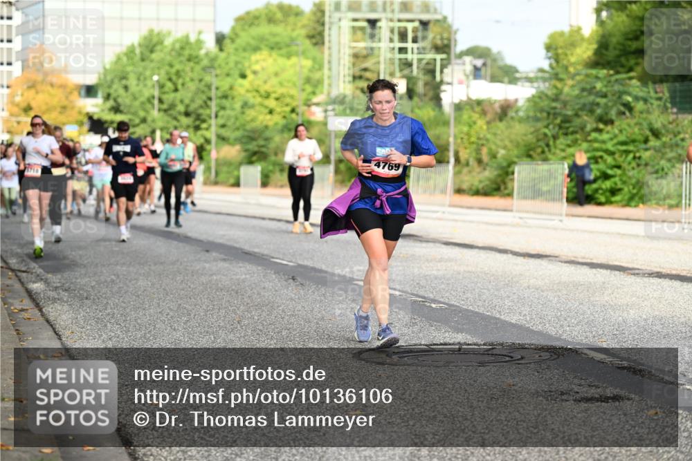 06.09.2026 - CURREX Alsterlauf Dr. Thomas Lammeyer http://msf.ph/oto/10136106 06.09.2026 10:00:59 Laufen 1716, 4769 meine-sportfotos.de