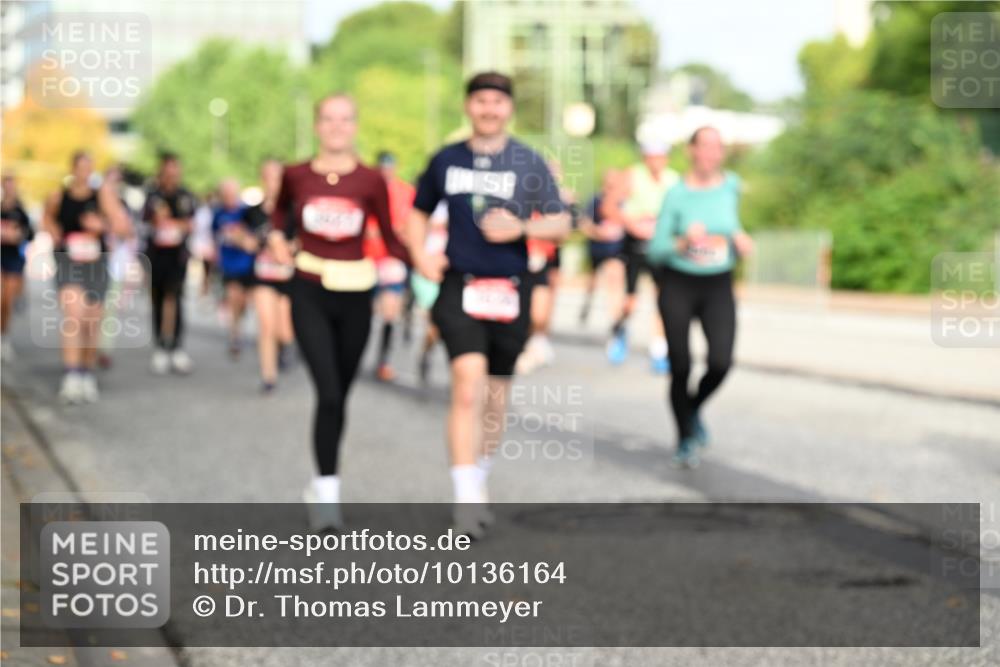 06.09.2026 - CURREX Alsterlauf Dr. Thomas Lammeyer http://msf.ph/oto/10136164 06.09.2026 10:01:06 Laufen  meine-sportfotos.de