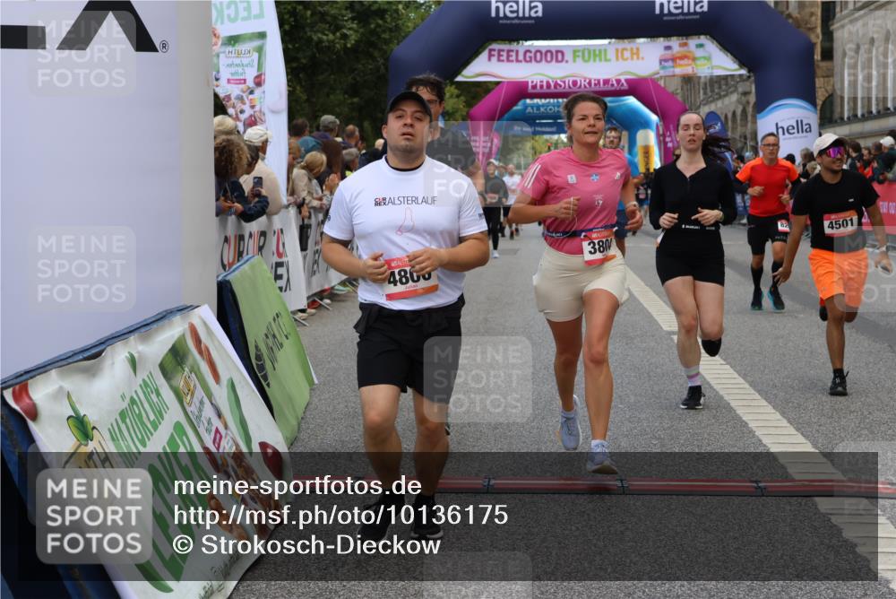 06.09.2026 - CURREX Alsterlauf Strokosch-Dieckow http://msf.ph/oto/10136175 06.09.2026 09:58:21 Ziel 2706, 2864, 3055, 3603, 3679, 3804, 4106, 4501, 4525, 4732, 4800, 5018, 5257, 5986, 6409, 8003, 8052, 8296 meine-sportfotos.de