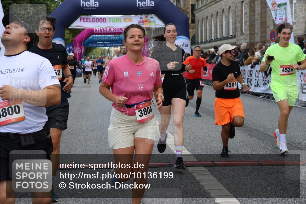 06.09.2026 - CURREX Alsterlauf Strokosch-Dieckow http://msf.ph/oto/10136199 06.09.2026 09:58:22 Ziel 2706, 2864, 3055, 3603, 3679, 3804, 4106, 4501, 4525, 4732, 4800, 4806, 5018, 5257, 5858, 5986, 8003, 8052, 8296 meine-sportfotos.de