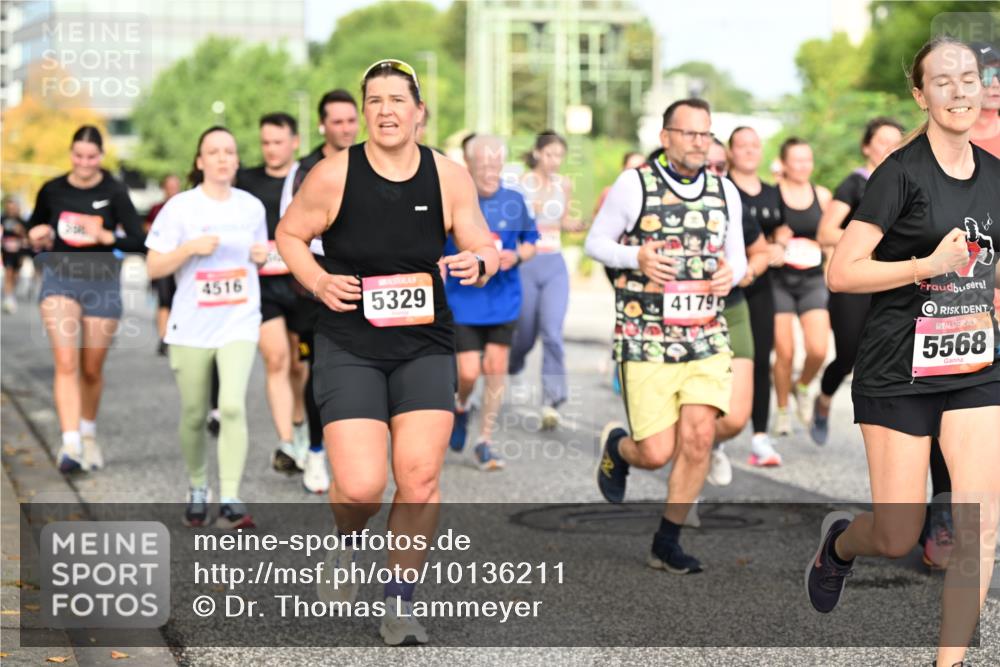 06.09.2026 - CURREX Alsterlauf Dr. Thomas Lammeyer http://msf.ph/oto/10136211 06.09.2026 10:01:10 Laufen 4516, 5329, 41795, 5568 meine-sportfotos.de