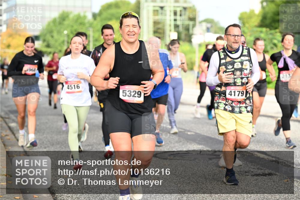 06.09.2026 - CURREX Alsterlauf Dr. Thomas Lammeyer http://msf.ph/oto/10136216 06.09.2026 10:01:11 Laufen 4964, 4516, 5329, 4179, 213 meine-sportfotos.de