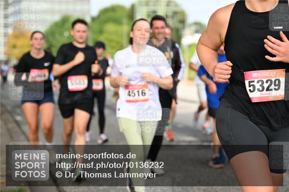 06.09.2026 - CURREX Alsterlauf Dr. Thomas Lammeyer http://msf.ph/oto/10136232 06.09.2026 10:01:12 Laufen 35, 03, 4516, 5329 meine-sportfotos.de