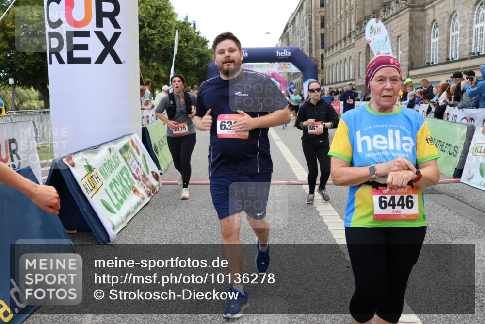 06.09.2026 - CURREX Alsterlauf Strokosch-Dieckow http://msf.ph/oto/10136278 06.09.2026 10:11:46 Ziel 2110, 2125, 2192, 2701, 3060, 3662, 3663, 3704, 4188, 4189, 4276, 4611, 5451, 5458, 6019, 6166, 6362, 6446, 8165, 8166 meine-sportfotos.de