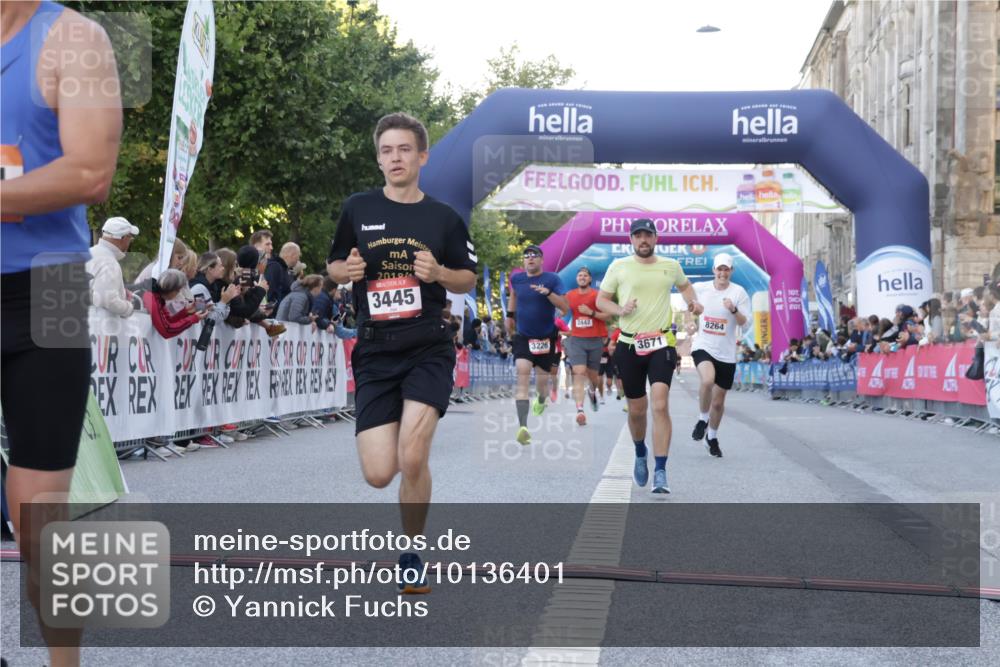 06.09.2026 - CURREX Alsterlauf Yannick Fuchs http://msf.ph/oto/10136401 06.09.2026 09:44:41 Ziel 3226, 3445, 3503, 3545, 3671, 4133, 4597, 5453, 5529, 6201, 8216, 8224, 8264 meine-sportfotos.de