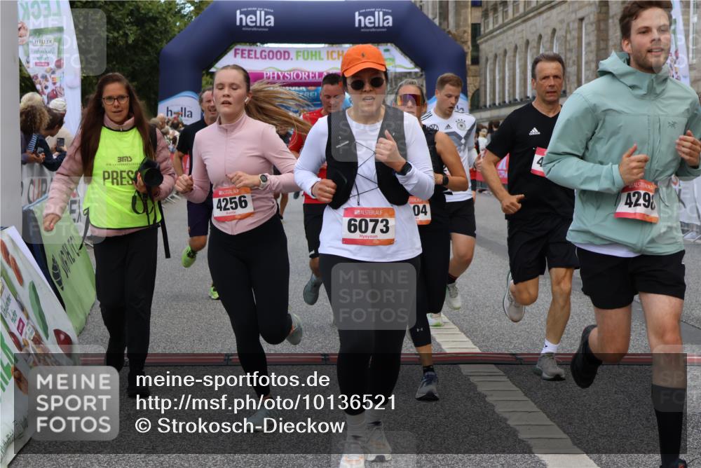 06.09.2026 - CURREX Alsterlauf Strokosch-Dieckow http://msf.ph/oto/10136521 06.09.2026 09:58:41 Ziel 2034, 2120, 2717, 3031, 4147, 4227, 4256, 4265, 4304, 4356, 4423, 4652, 4695, 4747, 5205, 5207, 5521, 5706, 5725, 5764, 5810, 5964, 6073, 8077 meine-sportfotos.de