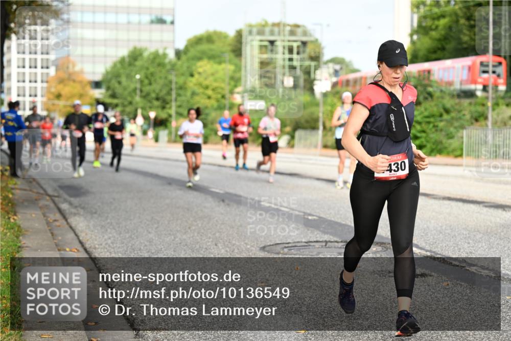 06.09.2026 - CURREX Alsterlauf Dr. Thomas Lammeyer http://msf.ph/oto/10136549 06.09.2026 10:01:41 Laufen 430 meine-sportfotos.de