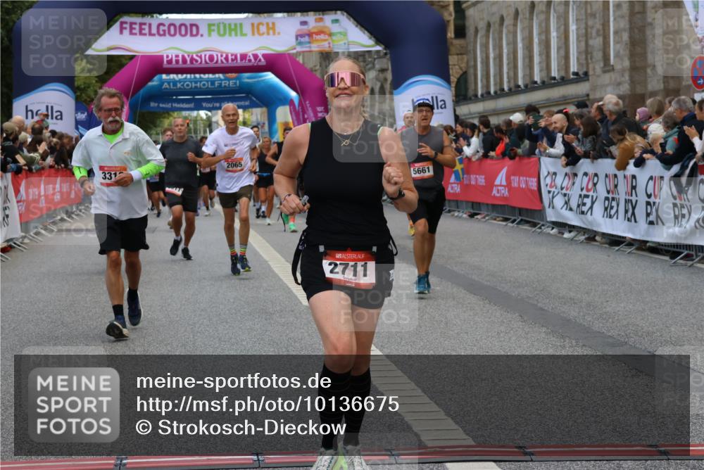 06.09.2026 - CURREX Alsterlauf Strokosch-Dieckow http://msf.ph/oto/10136675 06.09.2026 09:58:52 Ziel 2017, 2065, 2244, 2711, 3078, 3313, 3691, 4080, 4081, 4299, 5557, 5661, 5764, 5810, 5964, 6111, 6311 meine-sportfotos.de