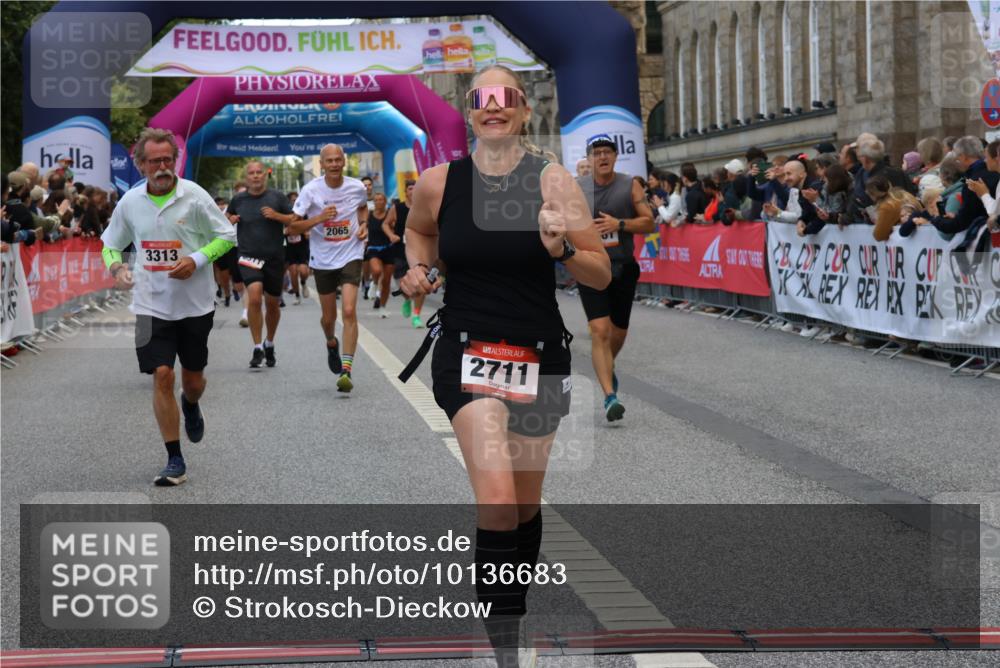 06.09.2026 - CURREX Alsterlauf Strokosch-Dieckow http://msf.ph/oto/10136683 06.09.2026 09:58:52 Ziel 2017, 2065, 2244, 2711, 3078, 3313, 3691, 4080, 4081, 4299, 5557, 5661, 5764, 5810, 5964, 6111, 6311 meine-sportfotos.de