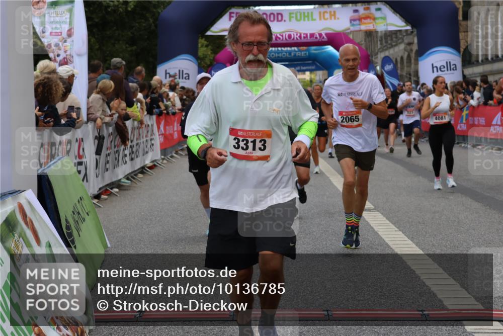 06.09.2026 - CURREX Alsterlauf Strokosch-Dieckow http://msf.ph/oto/10136785 06.09.2026 09:58:54 Ziel 2017, 2065, 2244, 2711, 3078, 3313, 3323, 3691, 4048, 4080, 4081, 4299, 4605, 4779, 5100, 5557, 5661, 6111, 6311 meine-sportfotos.de